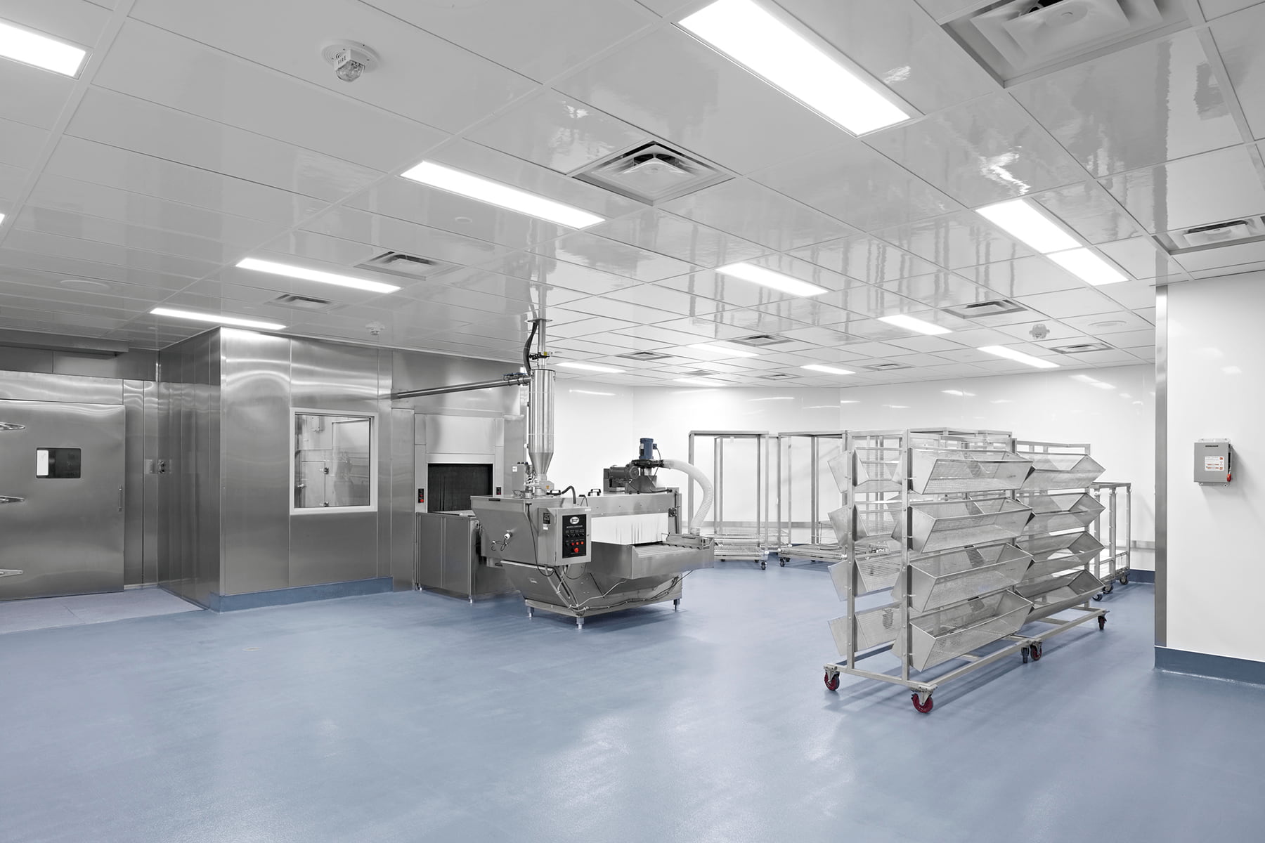 Arcoplast. Vivarium wall and ceiling seamless primary barrier systems